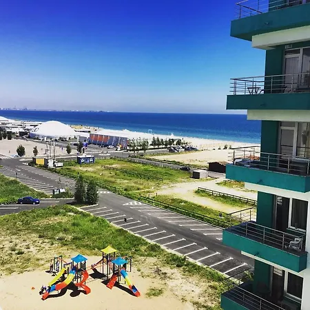 Summerland Apartment