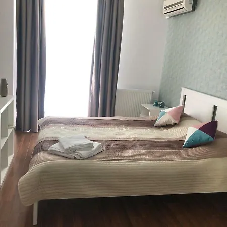 Summerland 马马亚